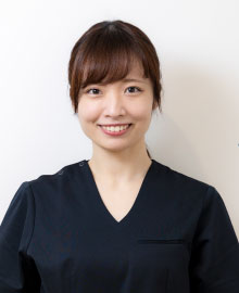 歯科医師の秋山みなみ